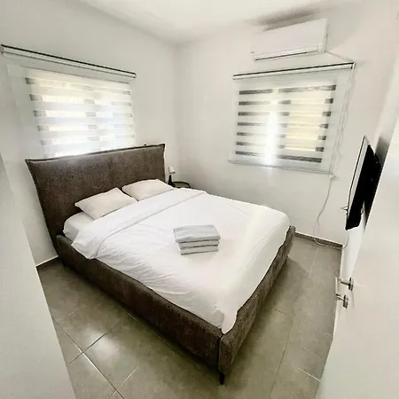 Gk Apartment Beauty Bat Yam Exterior photo