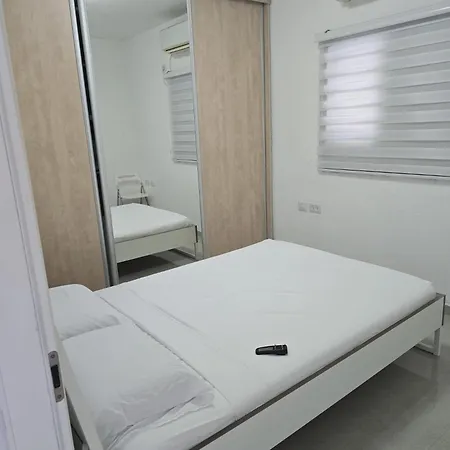 Gk Apartment Beauty Bat Yam Exterior photo