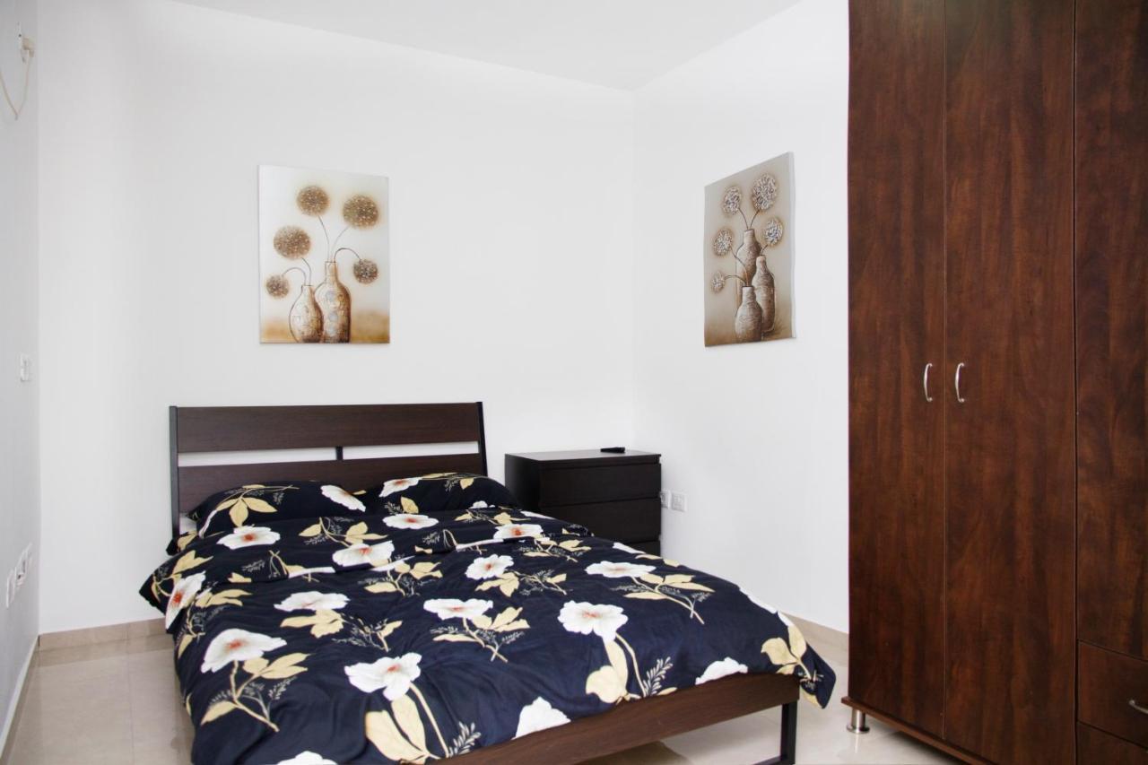 Apartment Gk Beauty Bat Yam